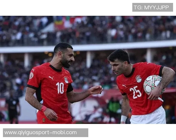 早报：非洲杯小组赛激战正酣埃及摩洛哥率先晋级16强